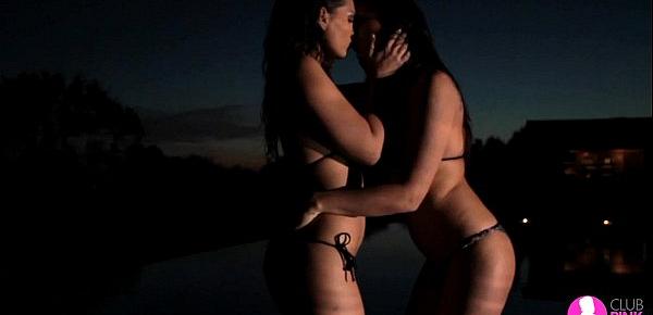  Sandra Shine and Eve Angel by the pool in the moonlight  - Viv Thomas HD